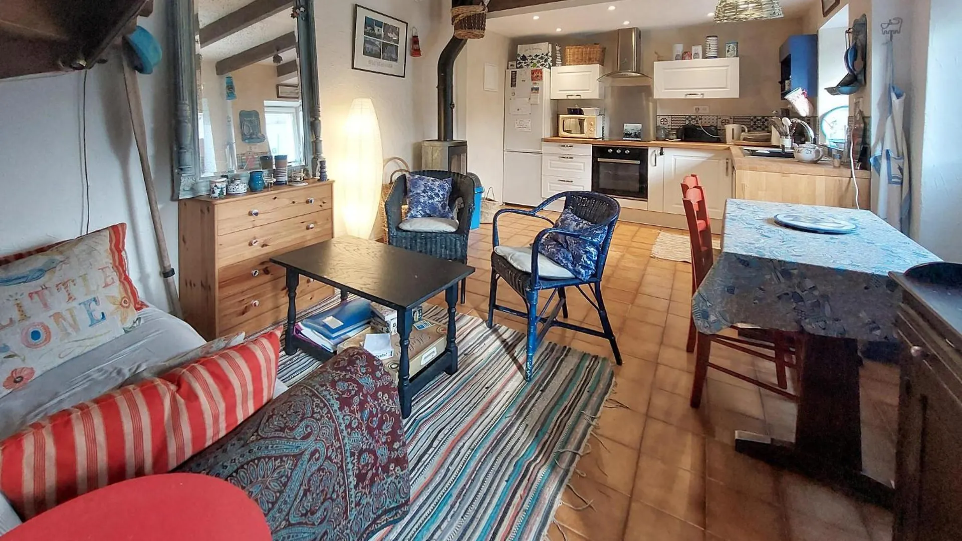 Gorgeous Home In Pleumeur-Bodou With Kitchenette