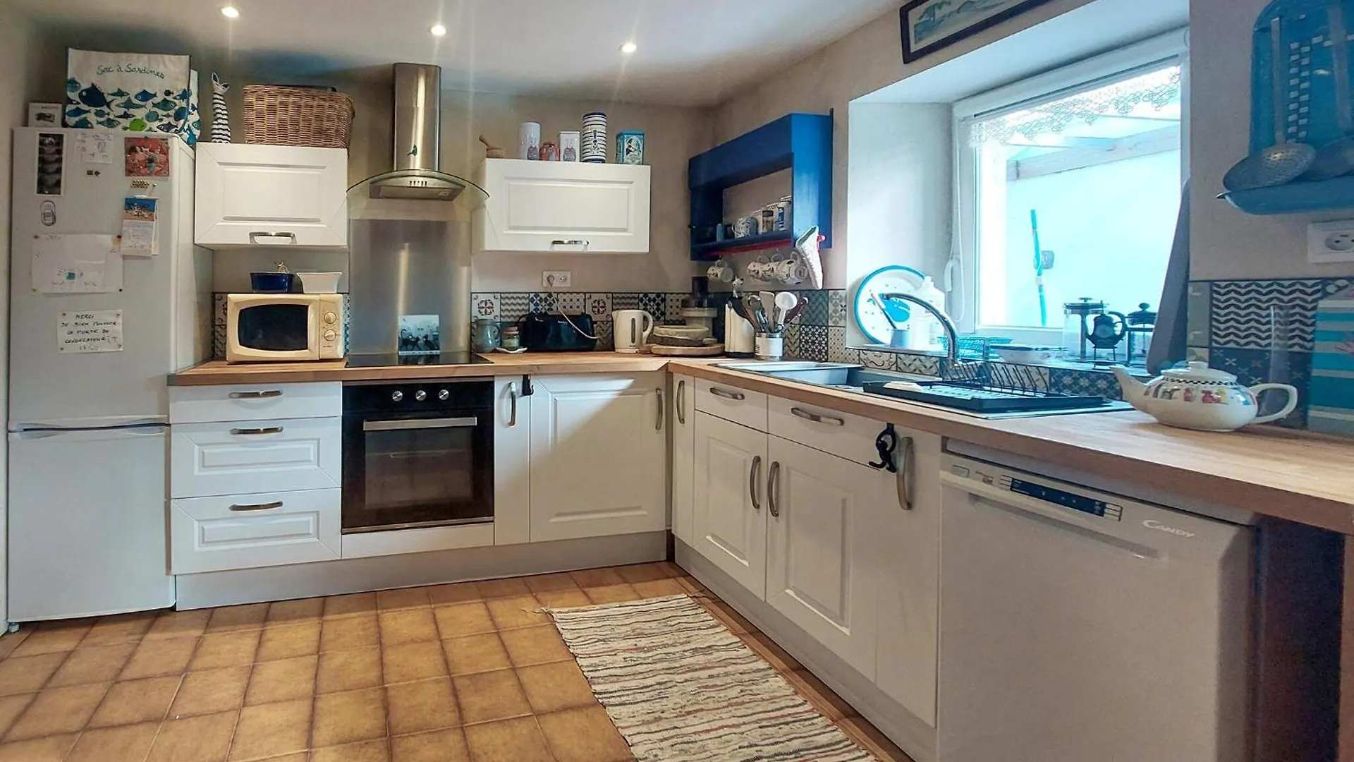 Holiday home Gorgeous Home In Pleumeur-Bodou With Kitchenette
